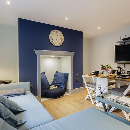 Stopover At Albany Garden Apartment With Great Outdoor Space Portsmouth Buitenkant foto